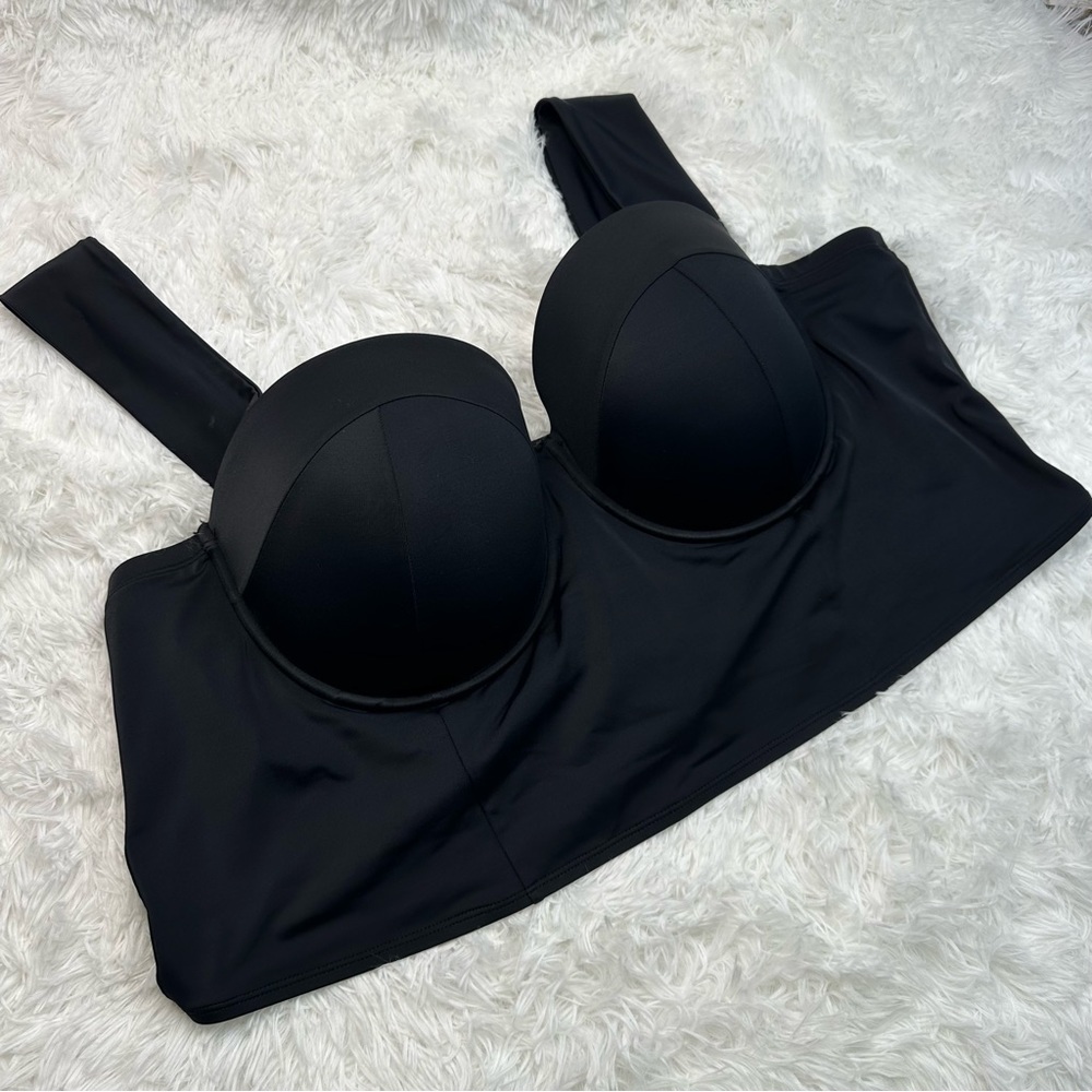 Torrid • Black buster underwire bikini top • Size 4